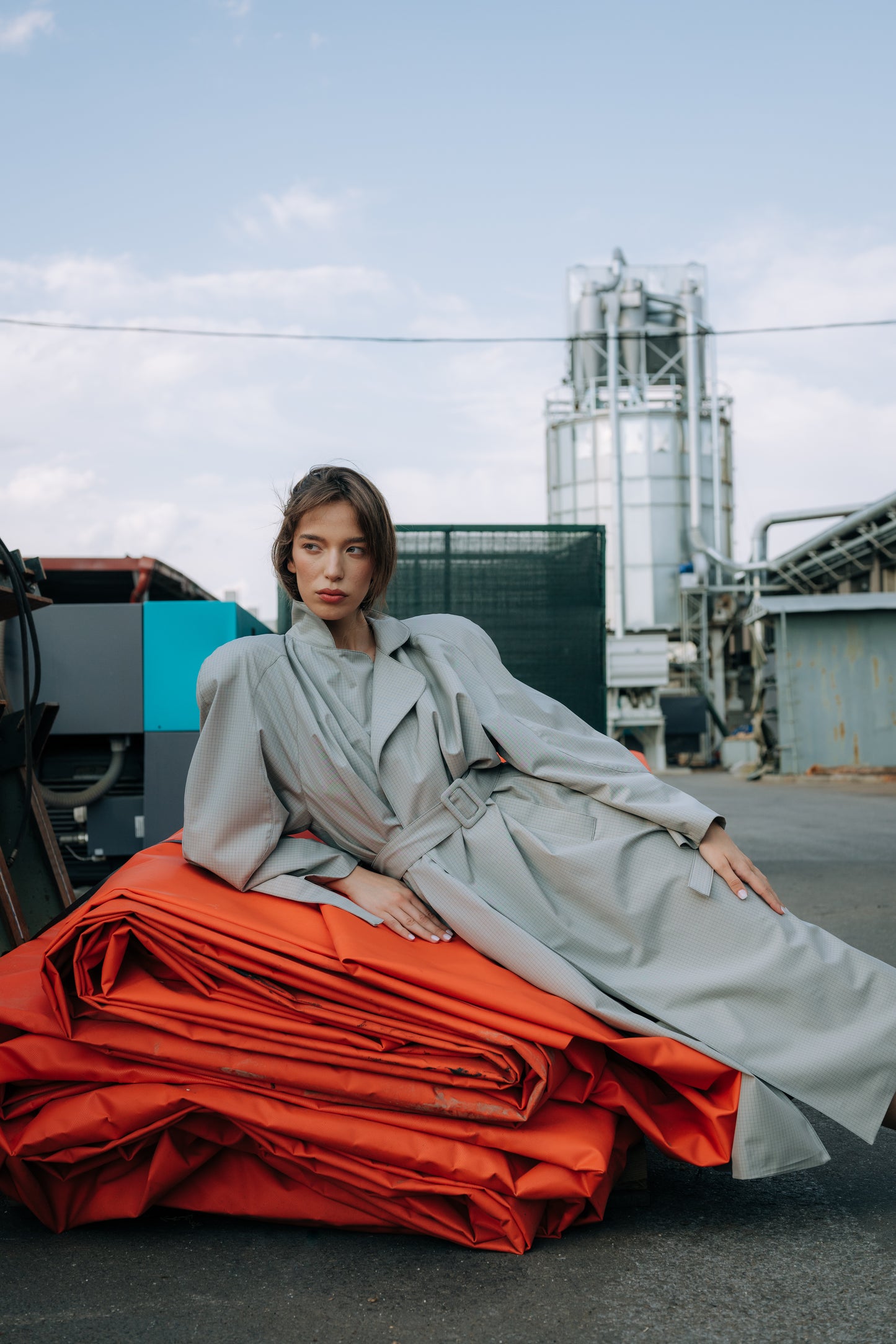 Grid raincoat