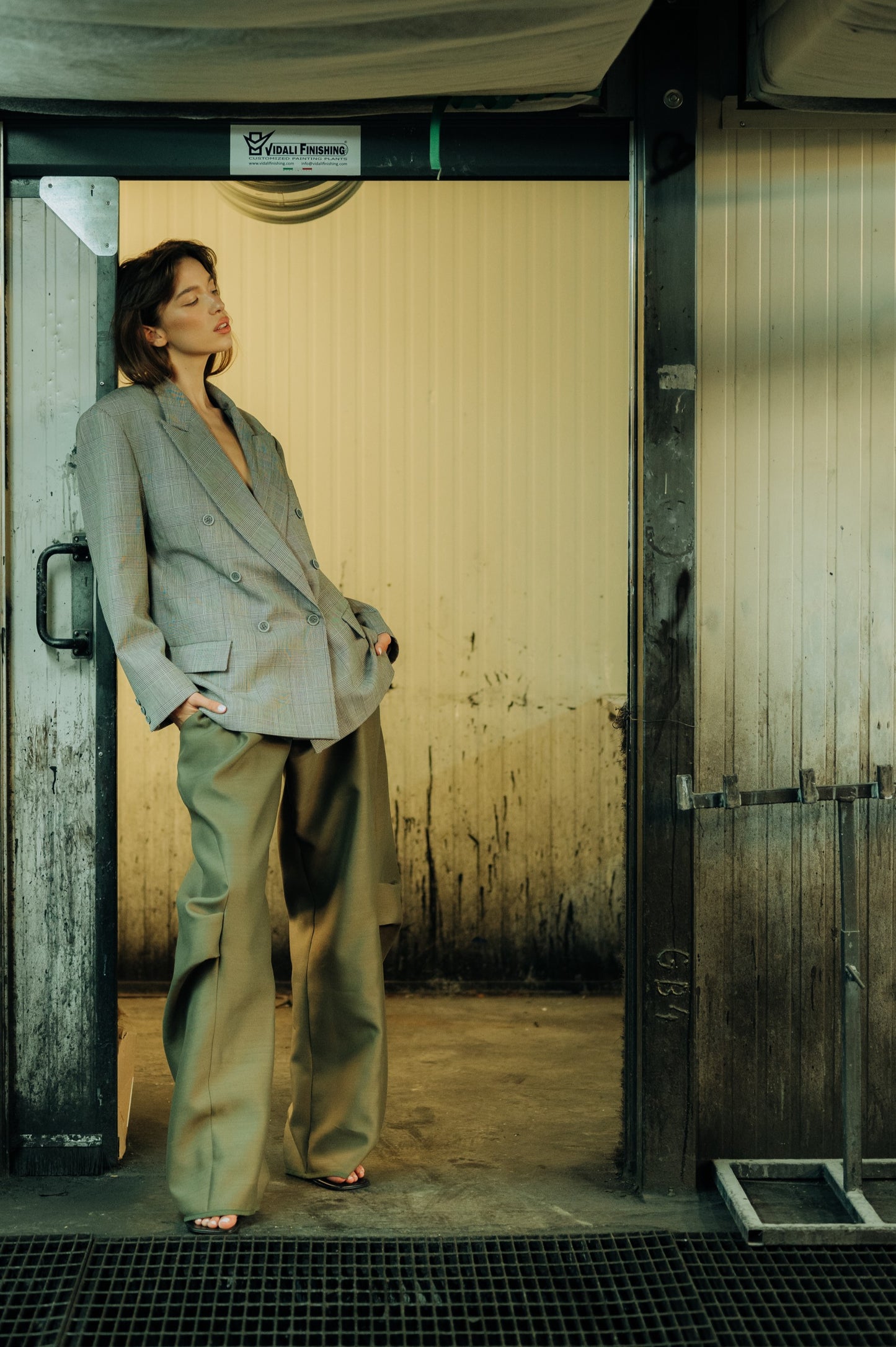 Moss barrel pants